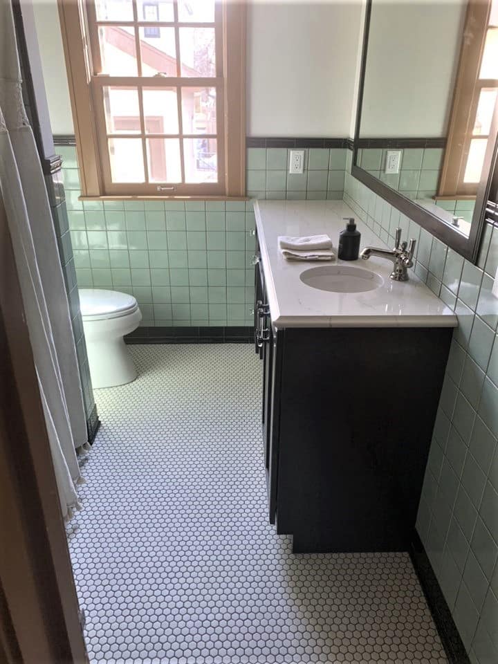 green and brown bathroom