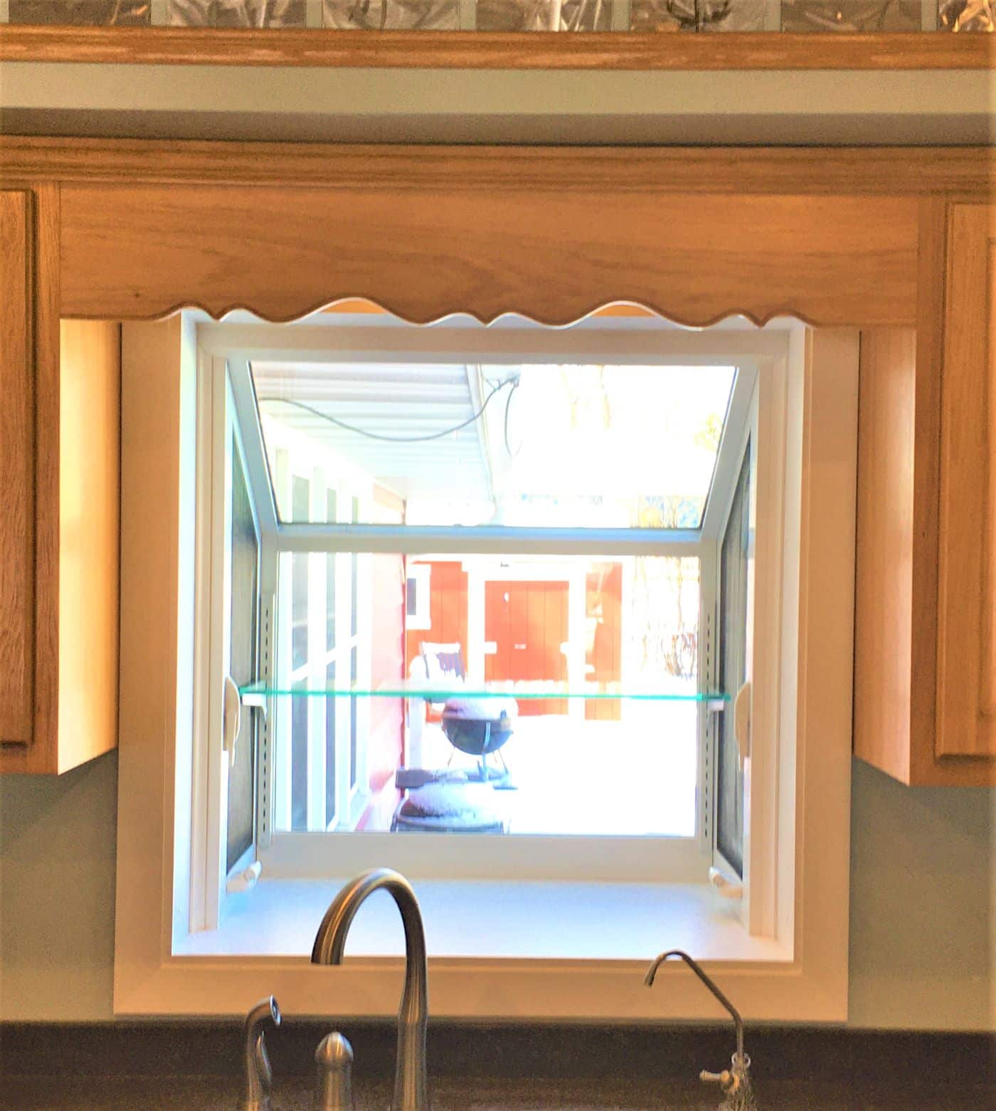 garden window interior