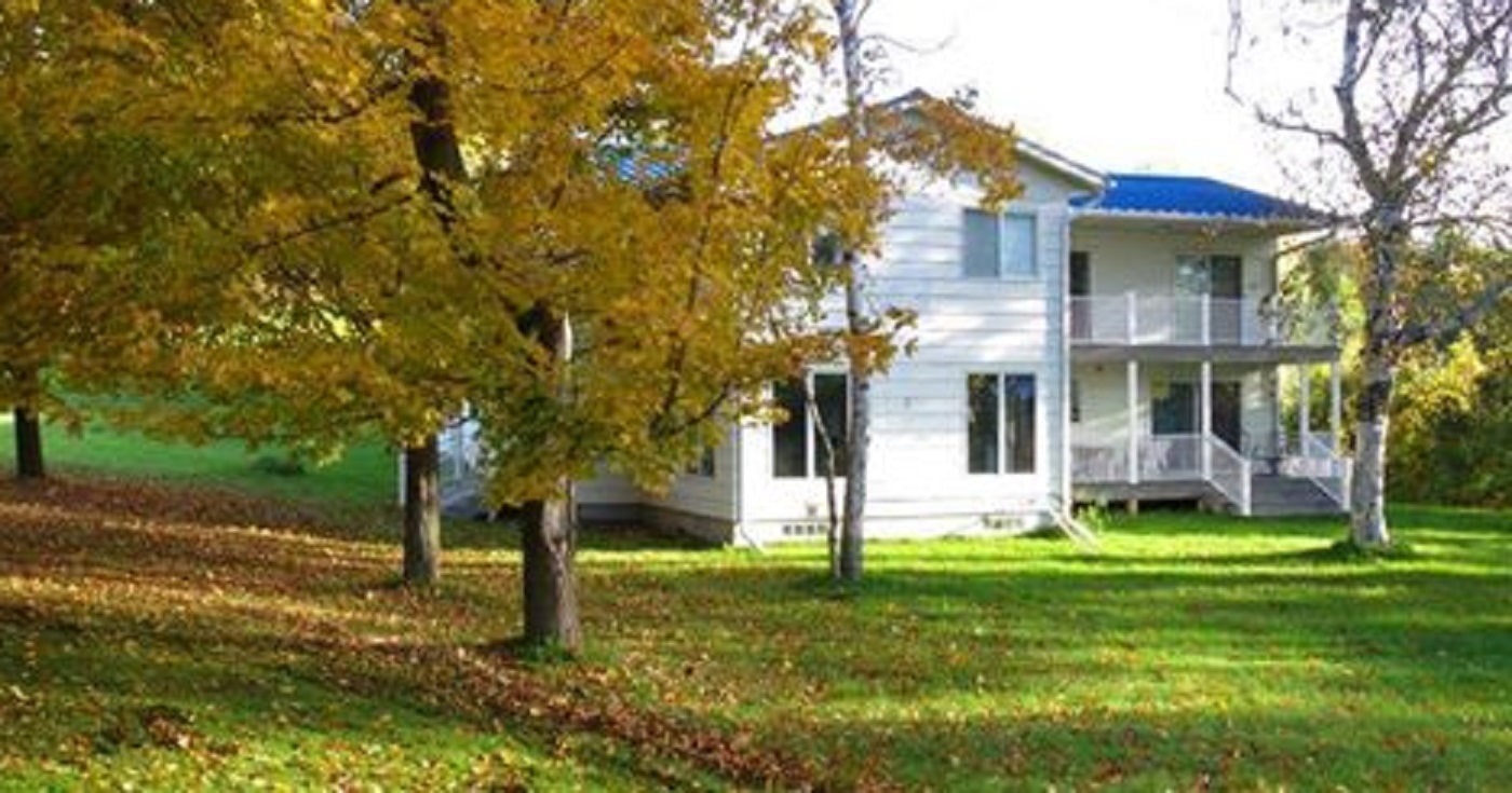 fall house with home improvements by Lindus Construction