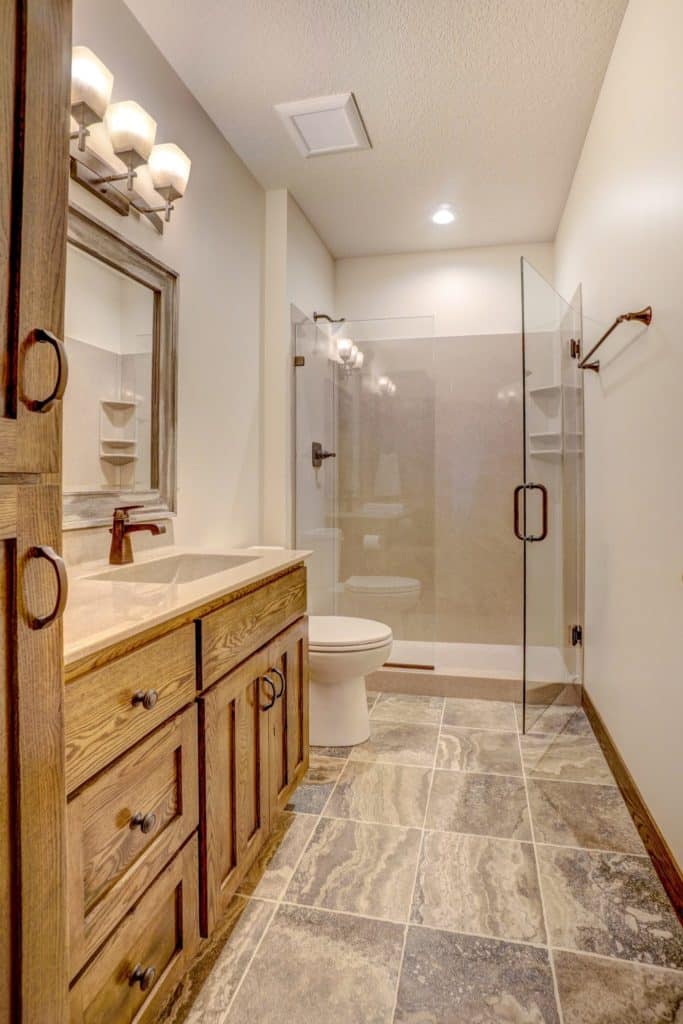 bathroom 