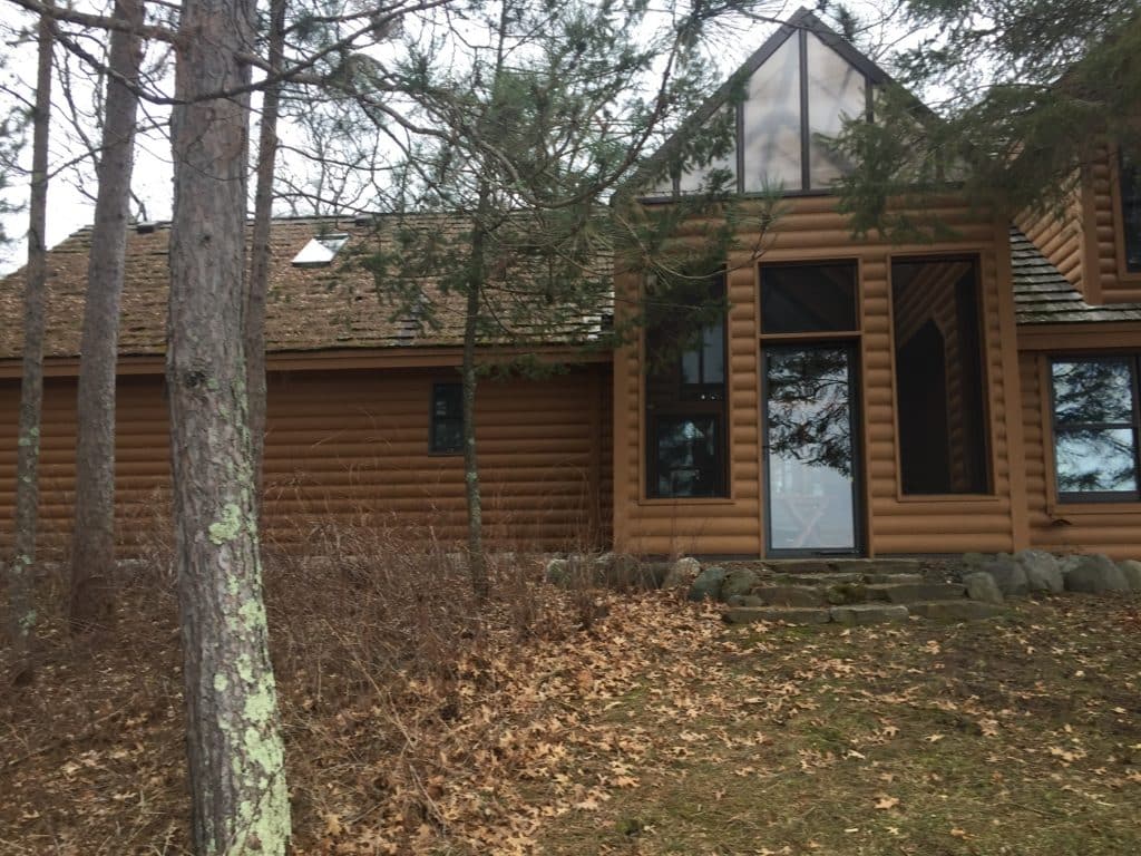 close up of wisconsin home pre-metal roof
