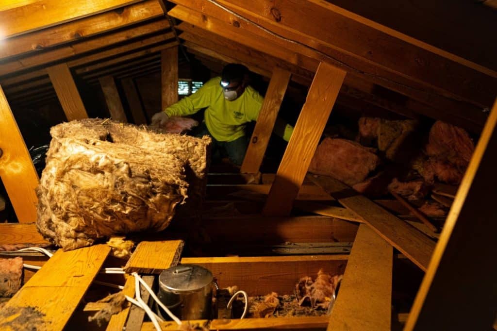 Removing fiberglass insulation
