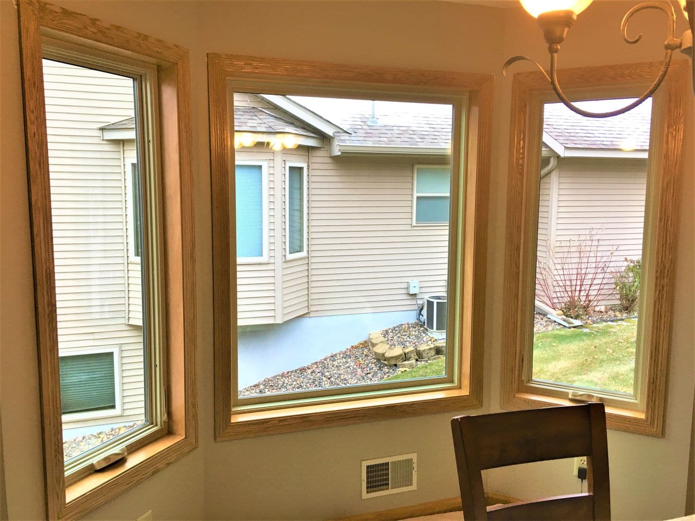  SeasonGuard windows installed on Eagan home 