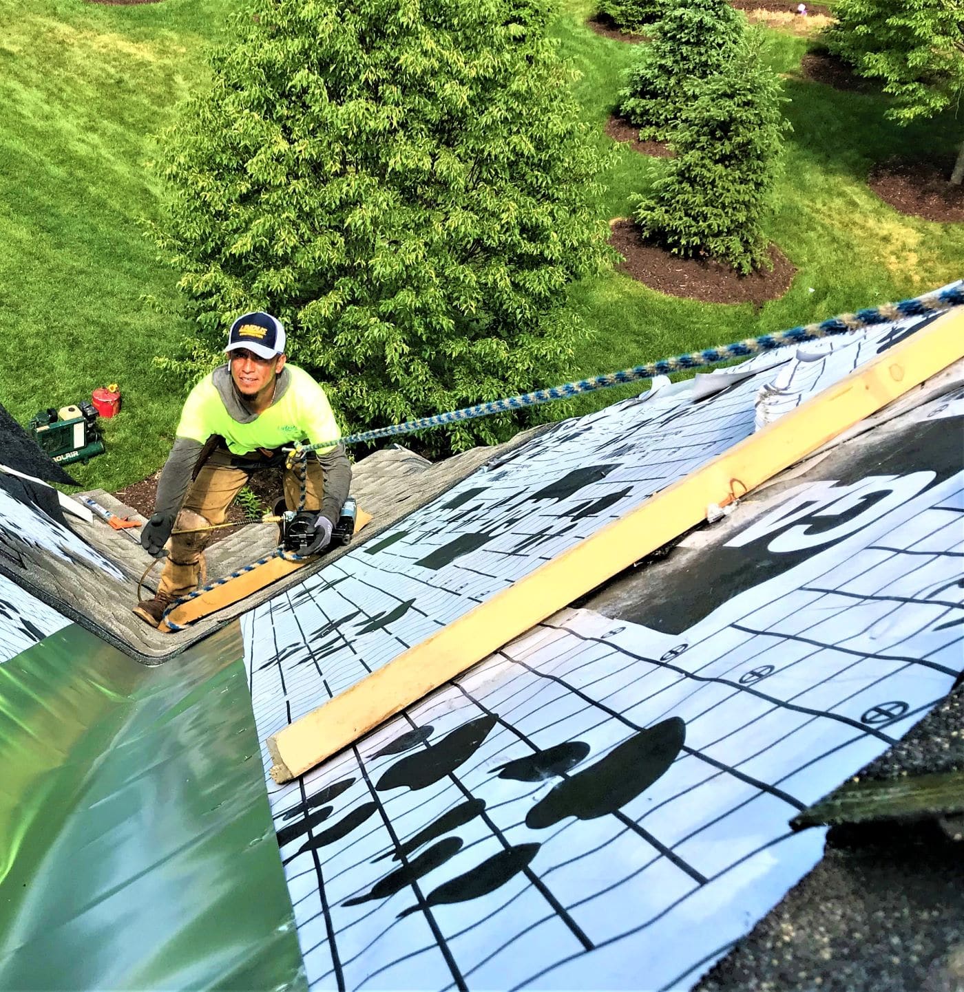 roof installation with Lindus Construction 