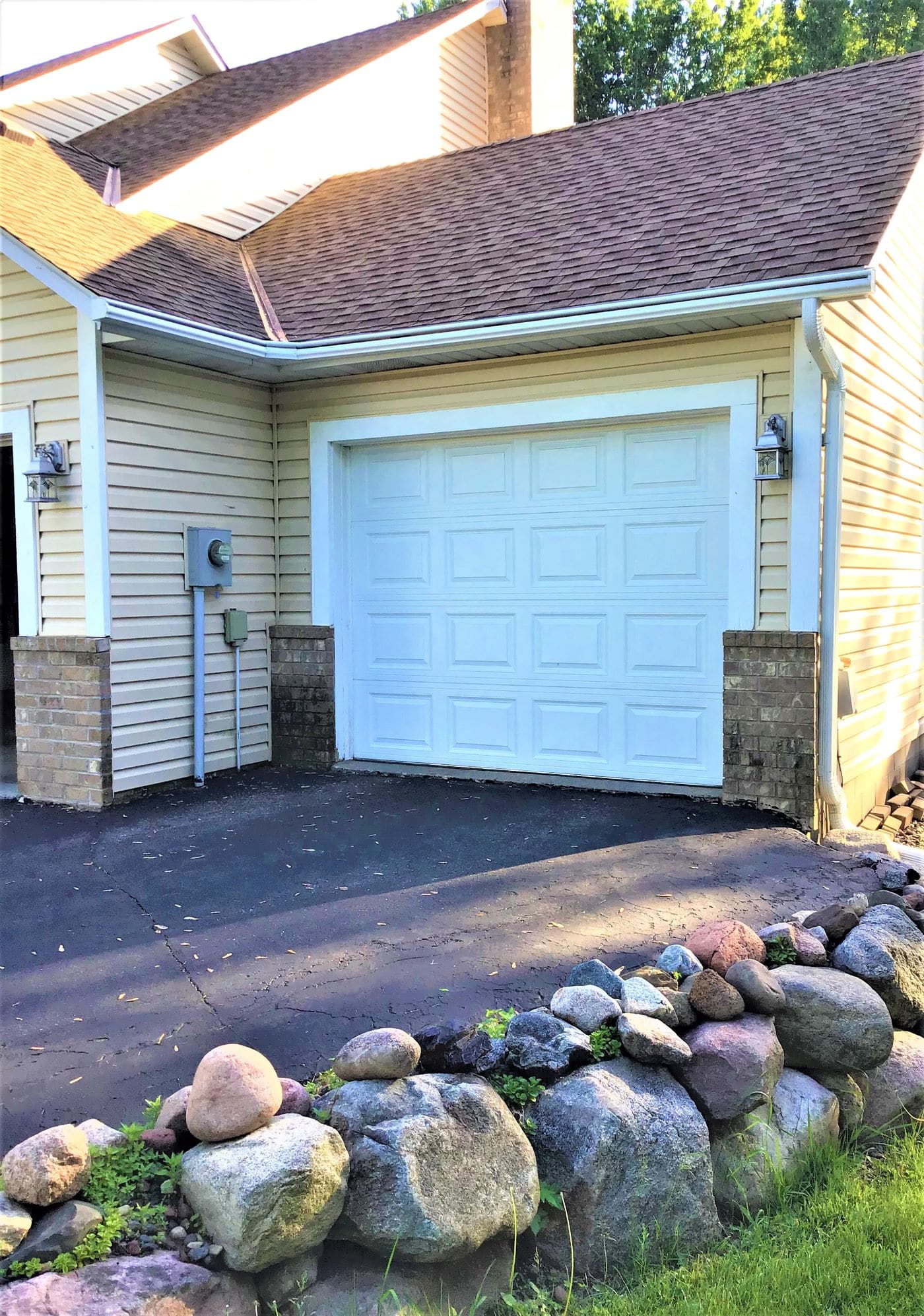 Woodbury, MN LeafGuard gutter installation