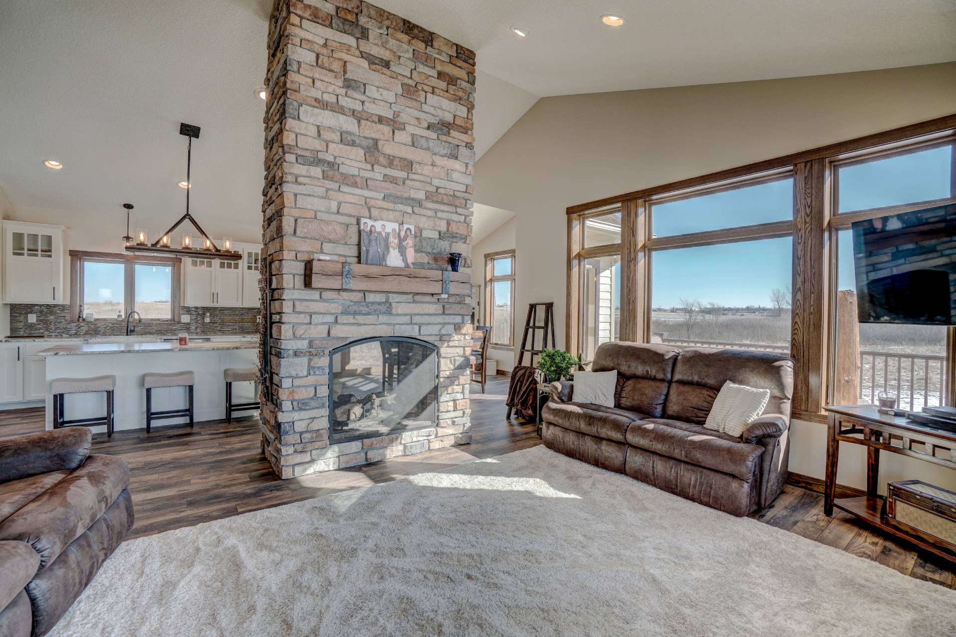 Electric fireplace