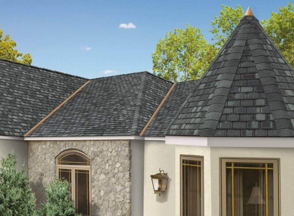 Picture of a home with asphalt shingle roofing.