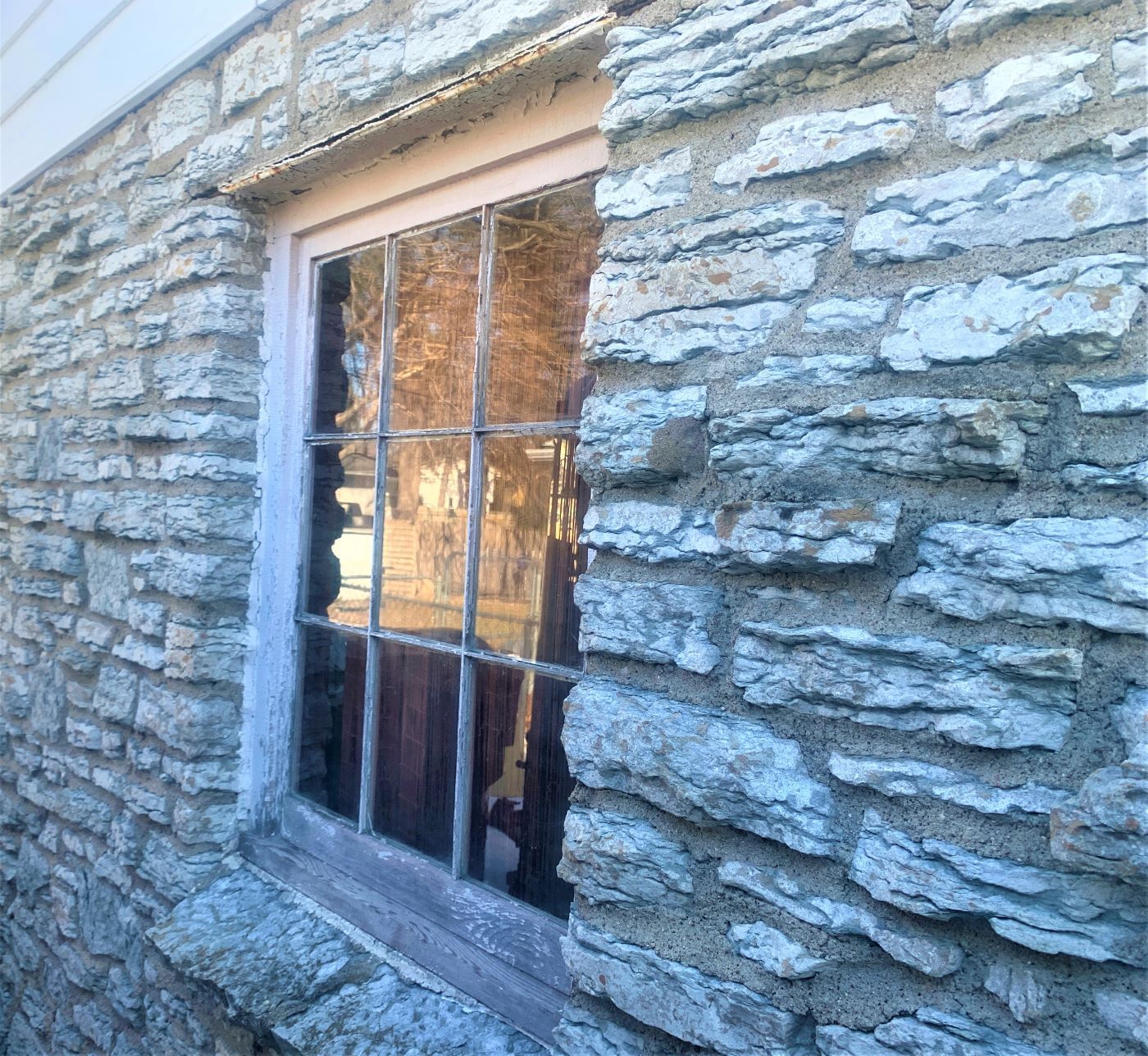 bad windows on Richfield home
